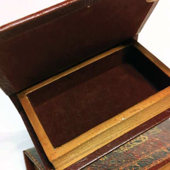 Decorative Book Box Set of 2 Storage Hideaway Trinket Classic Book Lined - Picture 5 of 7